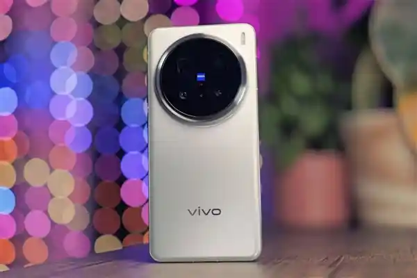震撼！vivo四连冠，2024年再度问鼎中国手机市场销量冠军！