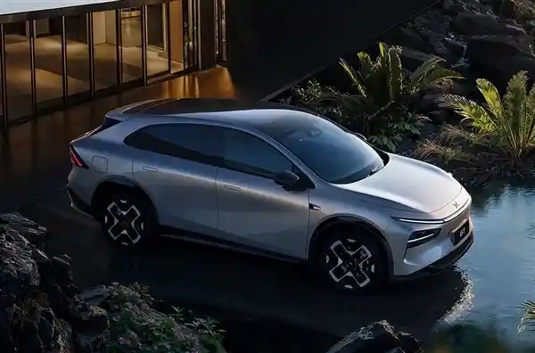小鹏G7挑战Model Y？官方称或许成为2025年最具竞争力的25万级SUV
