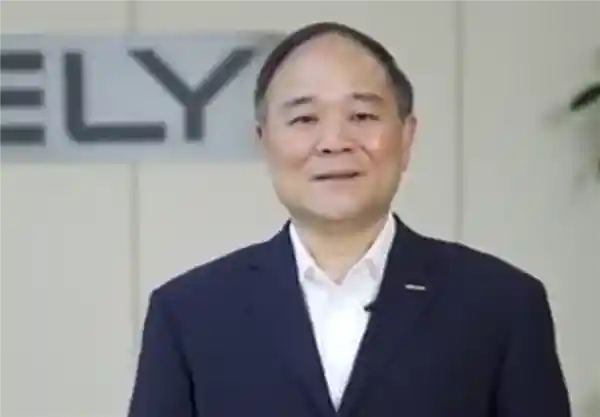 李书福呼吁汽车工业创新发展，别墨守陈规