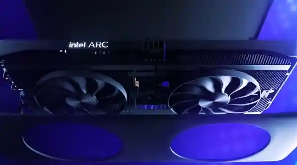 《Intel锐炫B770强势回归：四季度震撼登场！》