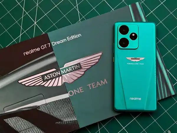 《速度传奇再续！真我GT7阿斯顿·马丁F1限量版明日震撼发布》