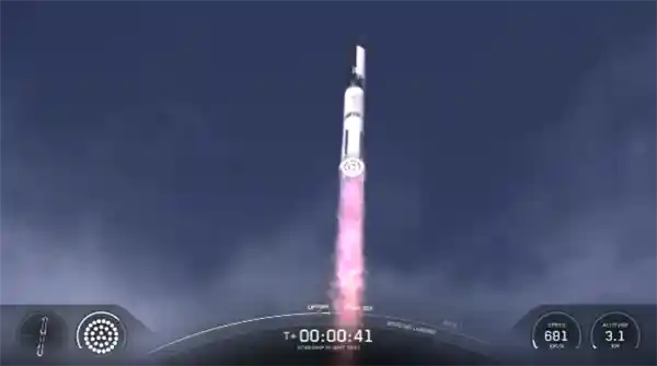 星舰第九次挑战终成太空焰火：壮烈返航演绎终极爆炸秀