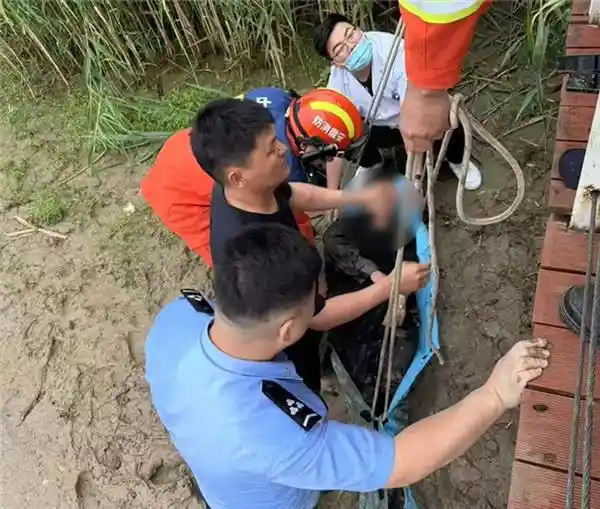 抖音预警助力！警方深夜紧急救援，成功挽回轻生女子生命
