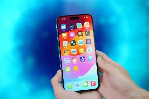 苹果被迫开放！俄新法强制允许RuStore入驻App Store