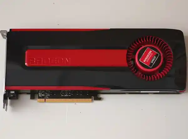 《频谱飞跃：AMD显卡在1GHz到3GHz区间五次夺冠》