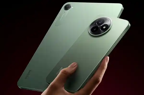 王腾赴吐鲁番探秘，REDMI K80至尊版夏测引爆新疆文旅热潮
