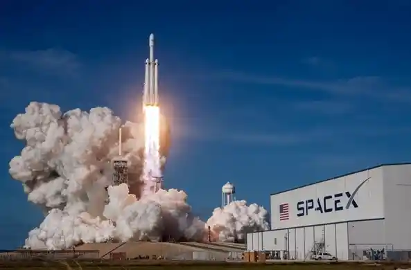 SpaceX合同遭美政府严审：数十亿订单背后谁主沉浮？