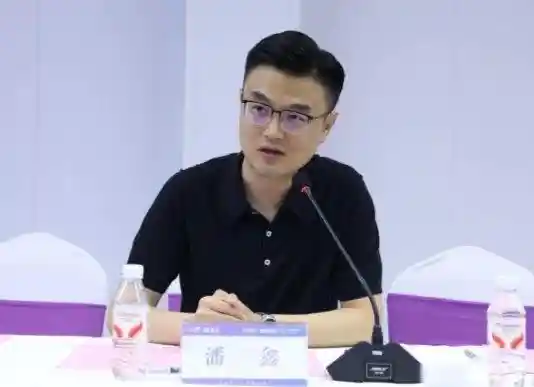 爱高手AI学习机重磅来袭，开启就业教育新纪元