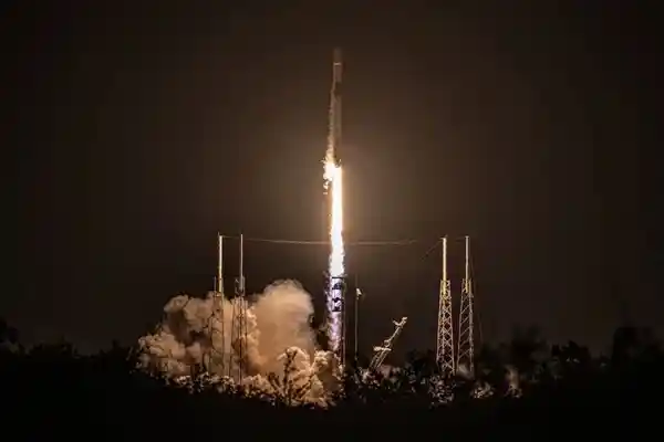 马斯克再创奇迹！SpaceX猎鹰9号500次发射，29次火箭重复使用破纪录