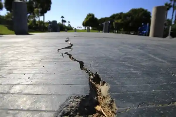 南海海槽将爆发？专家预警：30年内80%概率惊现超级地震