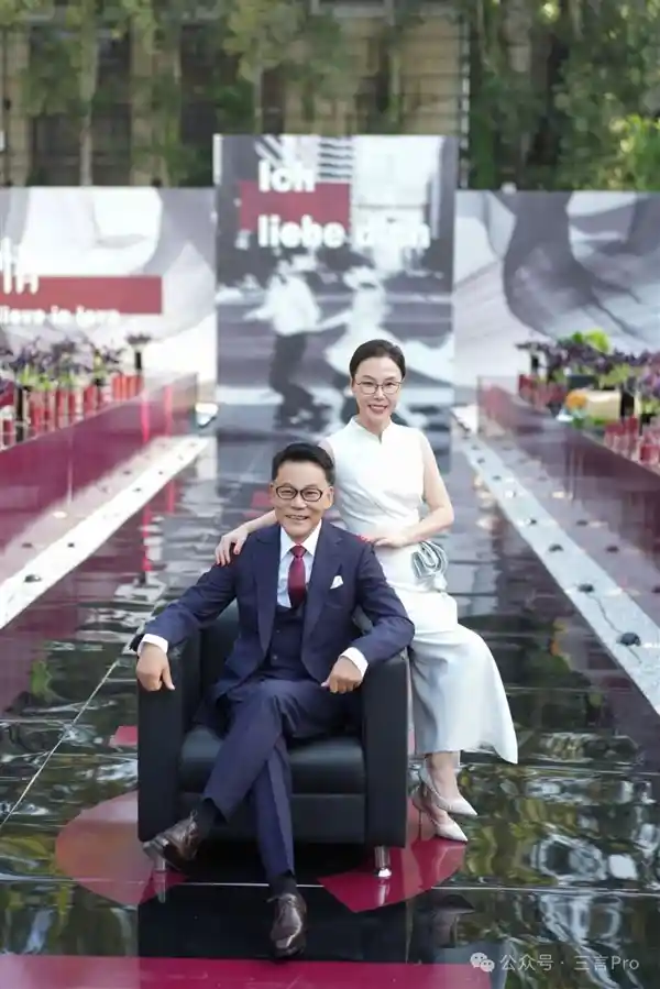 李国庆再婚现场爆棚！张俞崔三大大佬齐聚送祝福