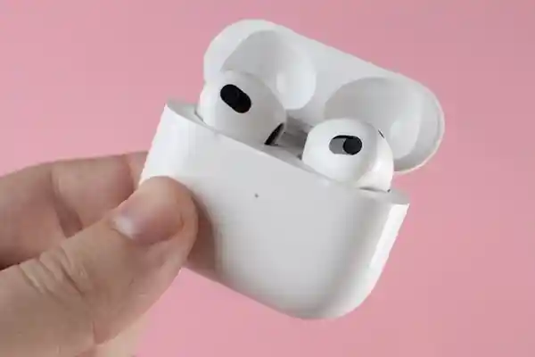 库克十年创新盘点：唯一拿得出手的竟是AirPods？