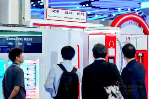 智启未来：共筑高效数据中心，领跑AI新时代